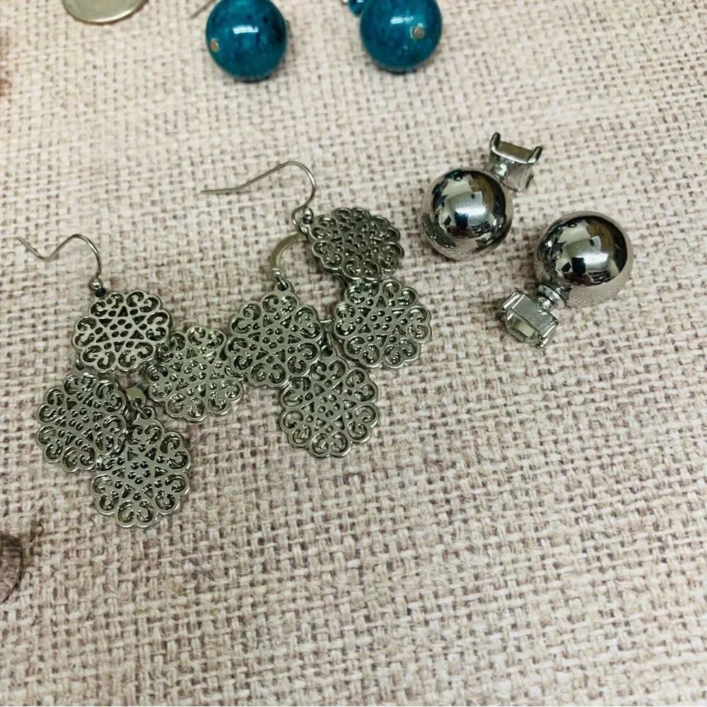 Earring Bundle - Picture 6 of 6